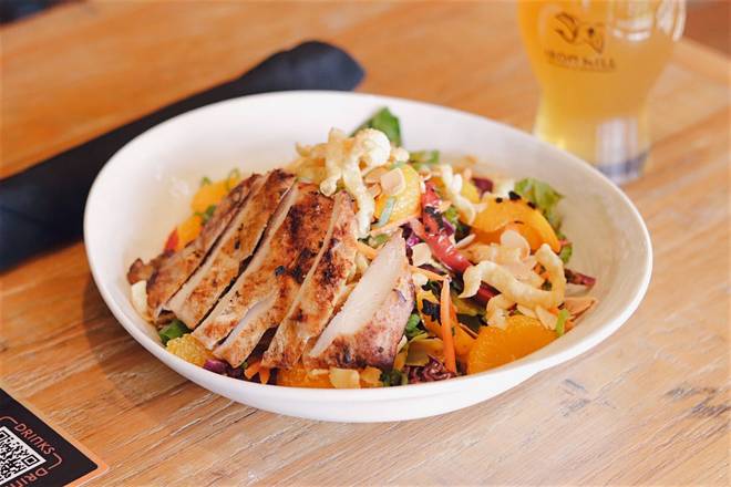 Order Sesame Chicken Salad food online from Iron Hill Brewery & Restaurant store, Greenville on bringmethat.com