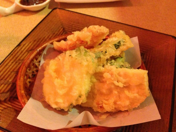 Order Veggie Tempura Entree food online from Go Sushi Japanese Restaurant store, Pacifica on bringmethat.com