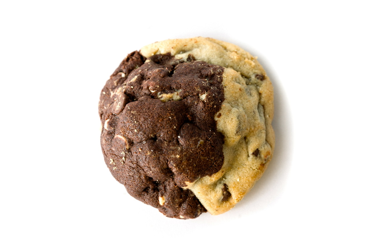 Order Slutty Cookie food online from Cookies And Dreams store, Bettendorf on bringmethat.com