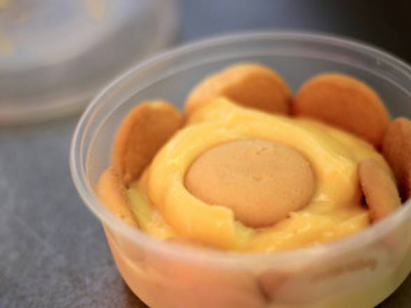Order BANANA PUDDING. food online from Hook Catch Seafood And Wings store, Baton Rouge on bringmethat.com