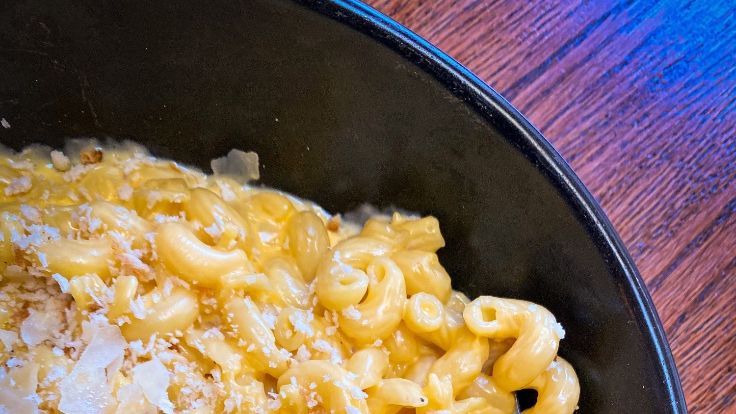 Order Kids Mac & Cheese food online from Vaughan's Pub store, Chicago on bringmethat.com
