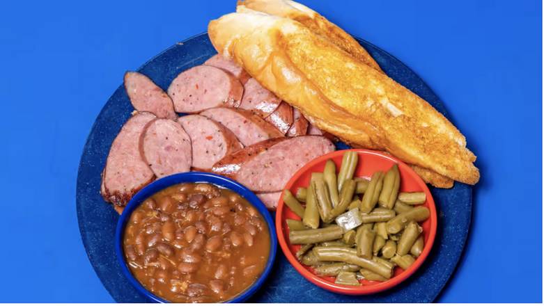 Order Smoked Sausage Platter  food online from Bandana's Bar-B-Q - St. Peters store, Saint Peters on bringmethat.com