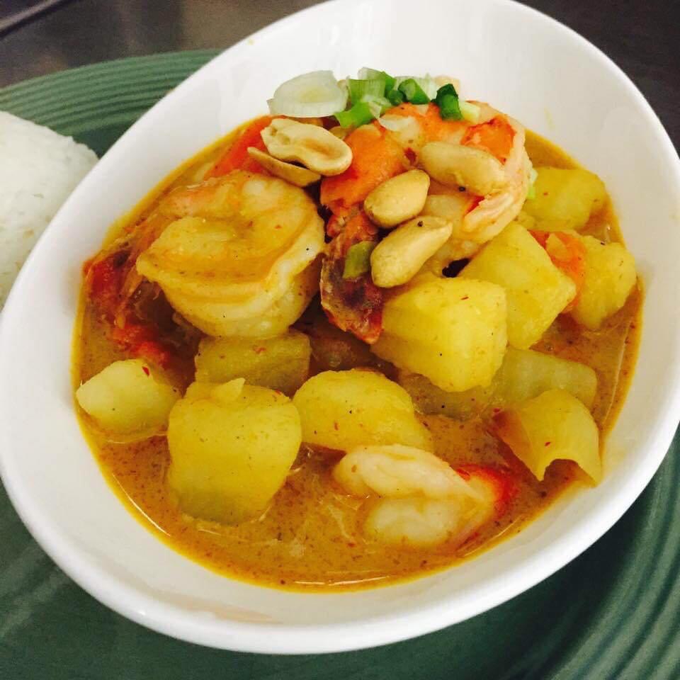 Order Massaman Curry food online from Thai Orchid store, Blue Bell on bringmethat.com