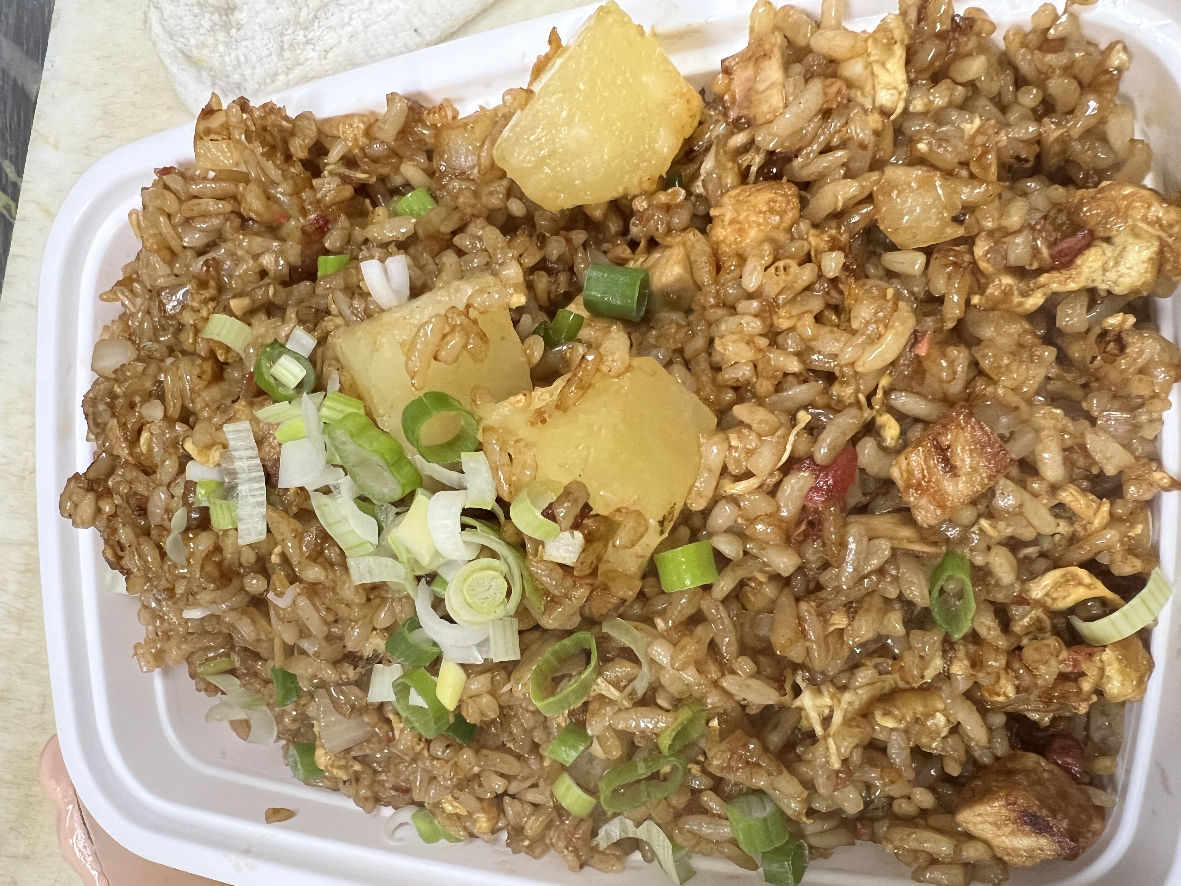 Order 134. Pineapple Fried Rice food online from Chinn's Chinese Restaurant store, Buffalo Grove on bringmethat.com