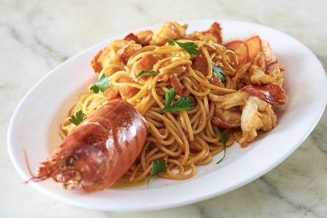 Order Lobster Pasta food online from Calissa store, Water Mill on bringmethat.com