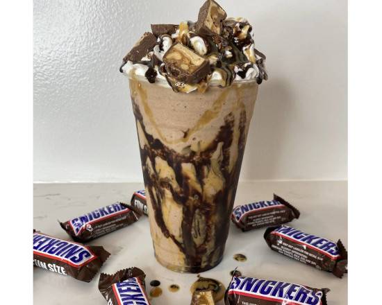 Order Snickers Shake food online from Fleur-De-Lis Nutrition store, New Orleans on bringmethat.com