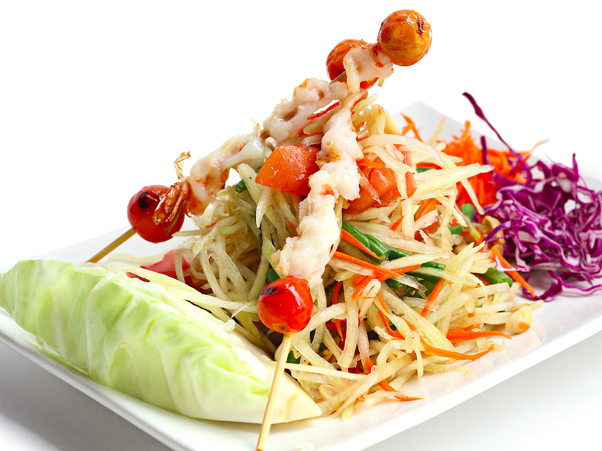 Order Papaya Salad  food online from Saladang Garden store, Pasadena on bringmethat.com