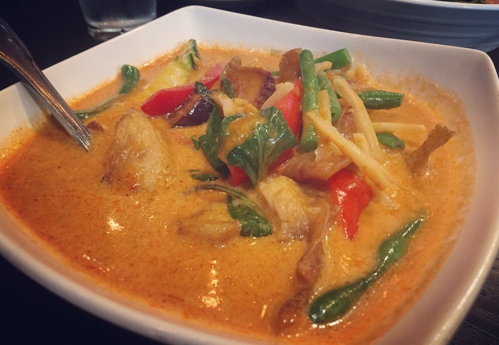 Order Catfish Curry food online from Chai Thai Noodles store, Hayward on bringmethat.com