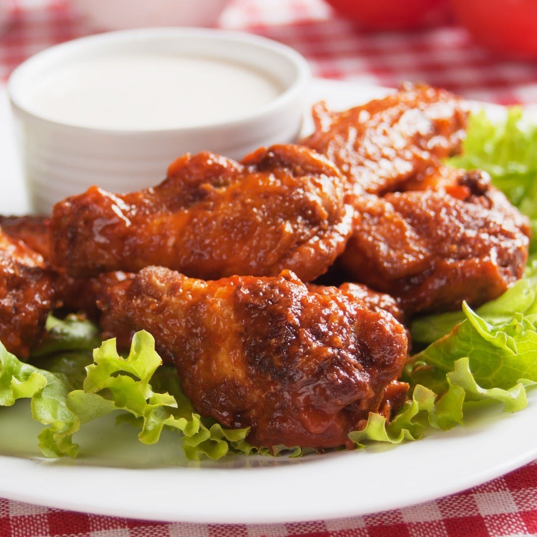 Order Chicken Wings - 8 Pieces food online from Felcaro pizzeria store, Boston on bringmethat.com