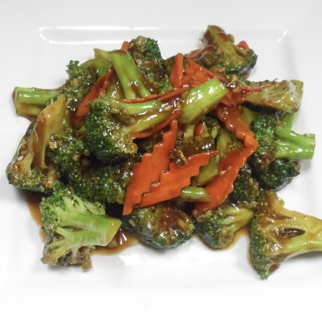 Order 131. Sauteed Broccoli 炒芥蓝 food online from Hai Sun Chinese Restrnt store, Brooklyn on bringmethat.com