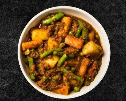 Order Soulful Veggie Curry (Vegan) food online from Plant-Based Indian store, Sterling on bringmethat.com