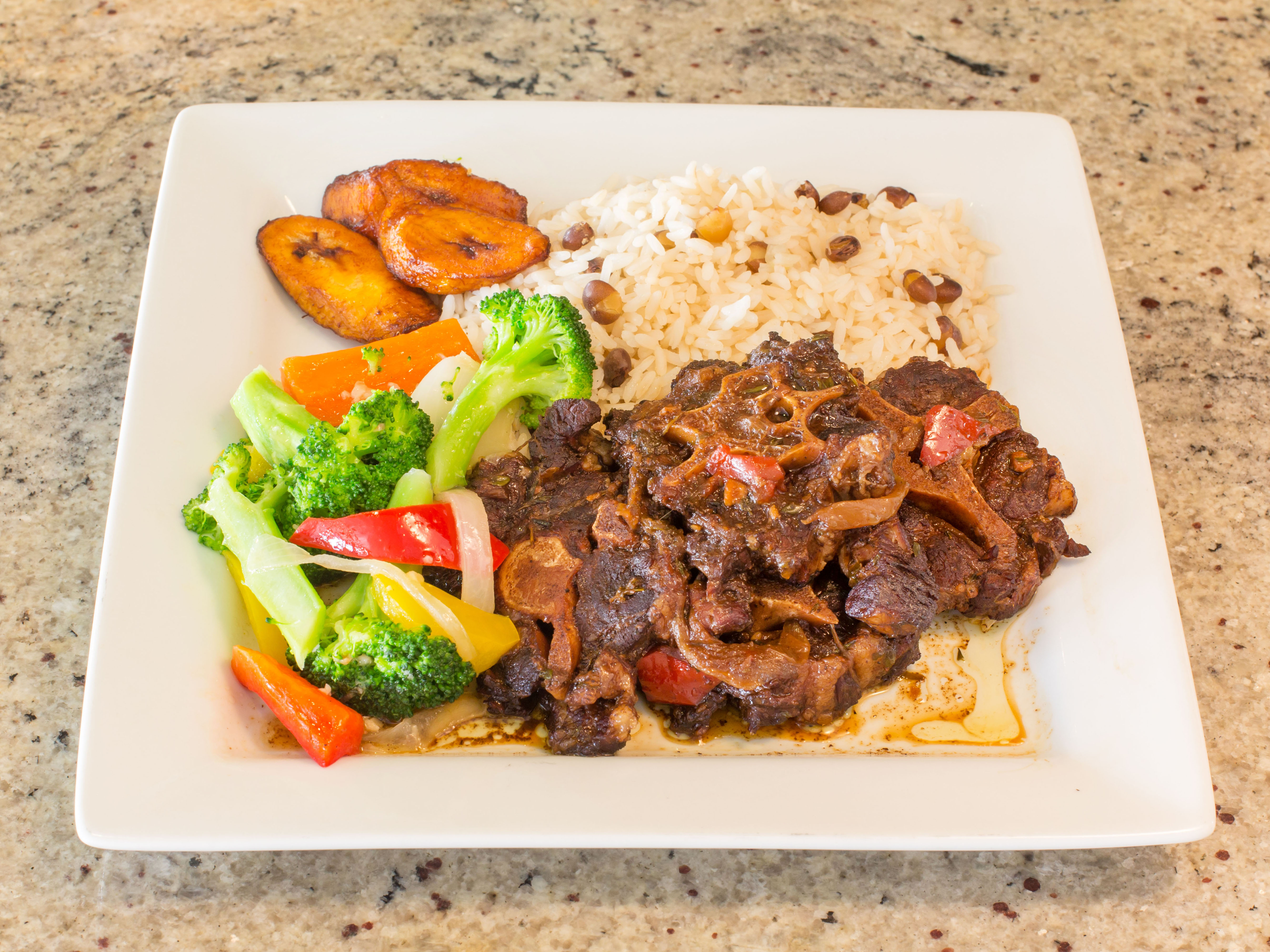 Order Oxtail food online from Cafe Metro store, Teaneck on bringmethat.com