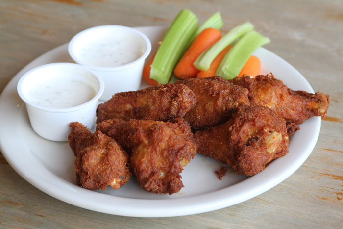 Order Buffalo Wings food online from Seniore's Pizza store, San Francisco on bringmethat.com