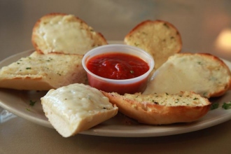 Order Garlic Bread food online from North End Pizza store, Los Angeles on bringmethat.com