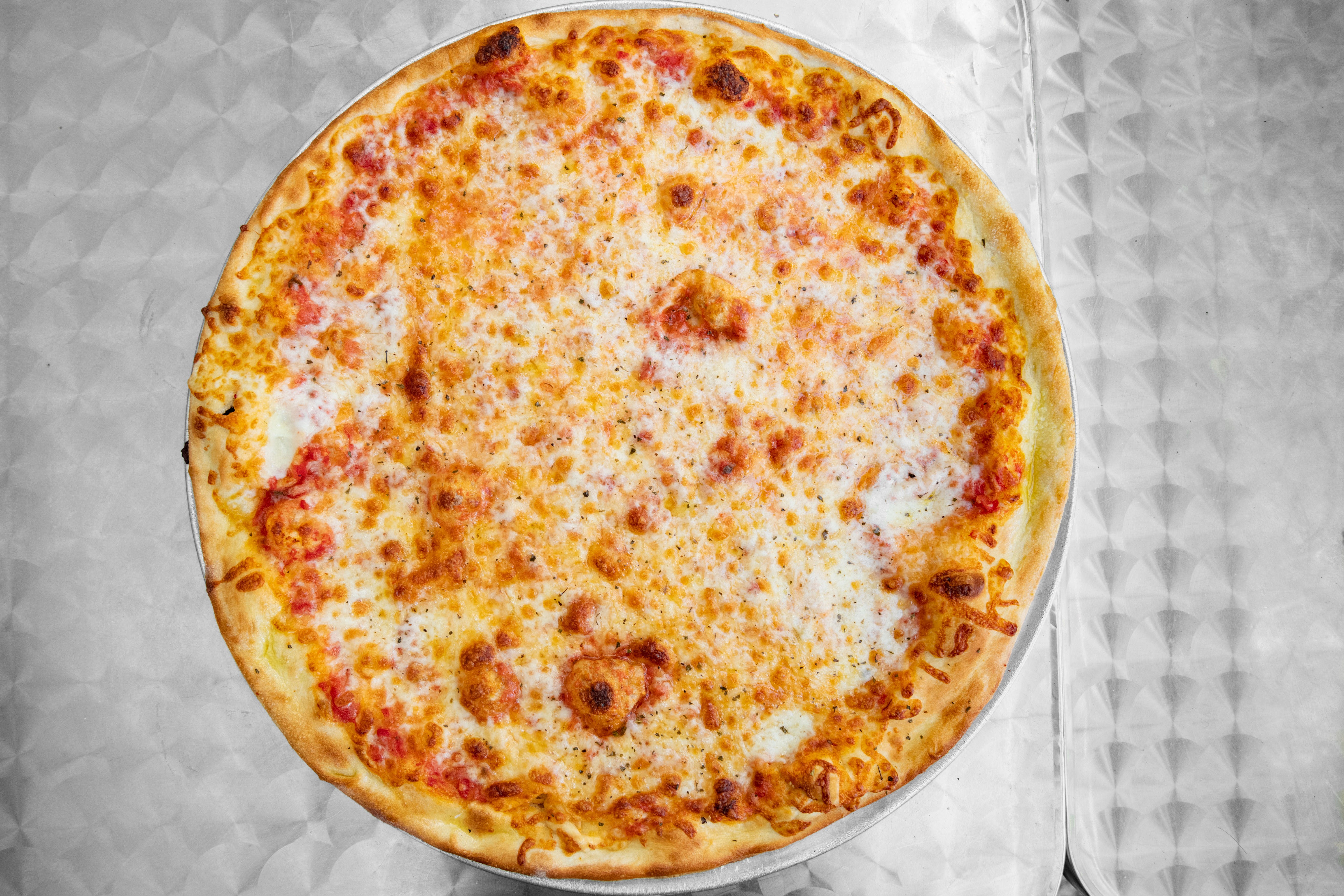 Order Cheese Pizza - Personal 10" food online from Vinnie Pizzeria store, Martinez on bringmethat.com