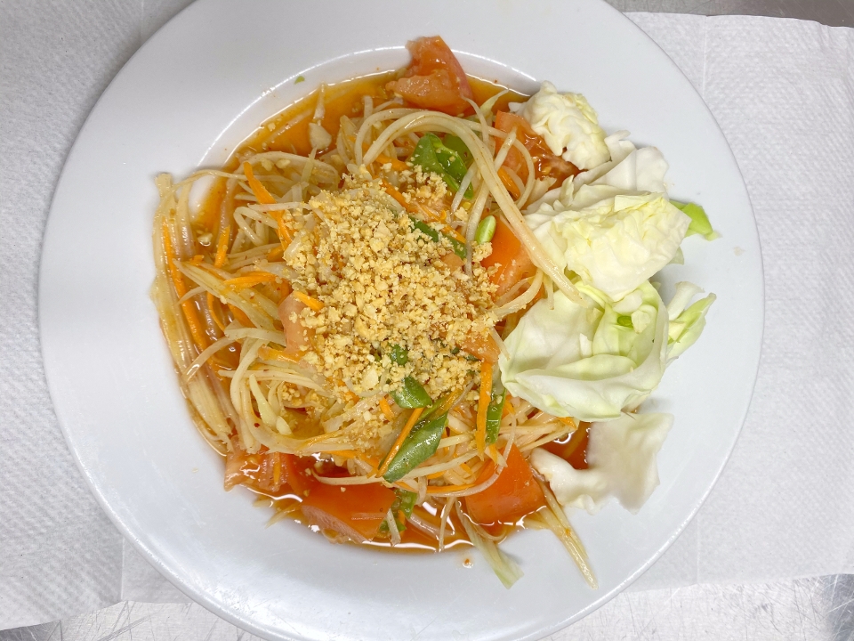 Order Papaya Salad food online from Chada Thai Cuisine store, San Ramon on bringmethat.com