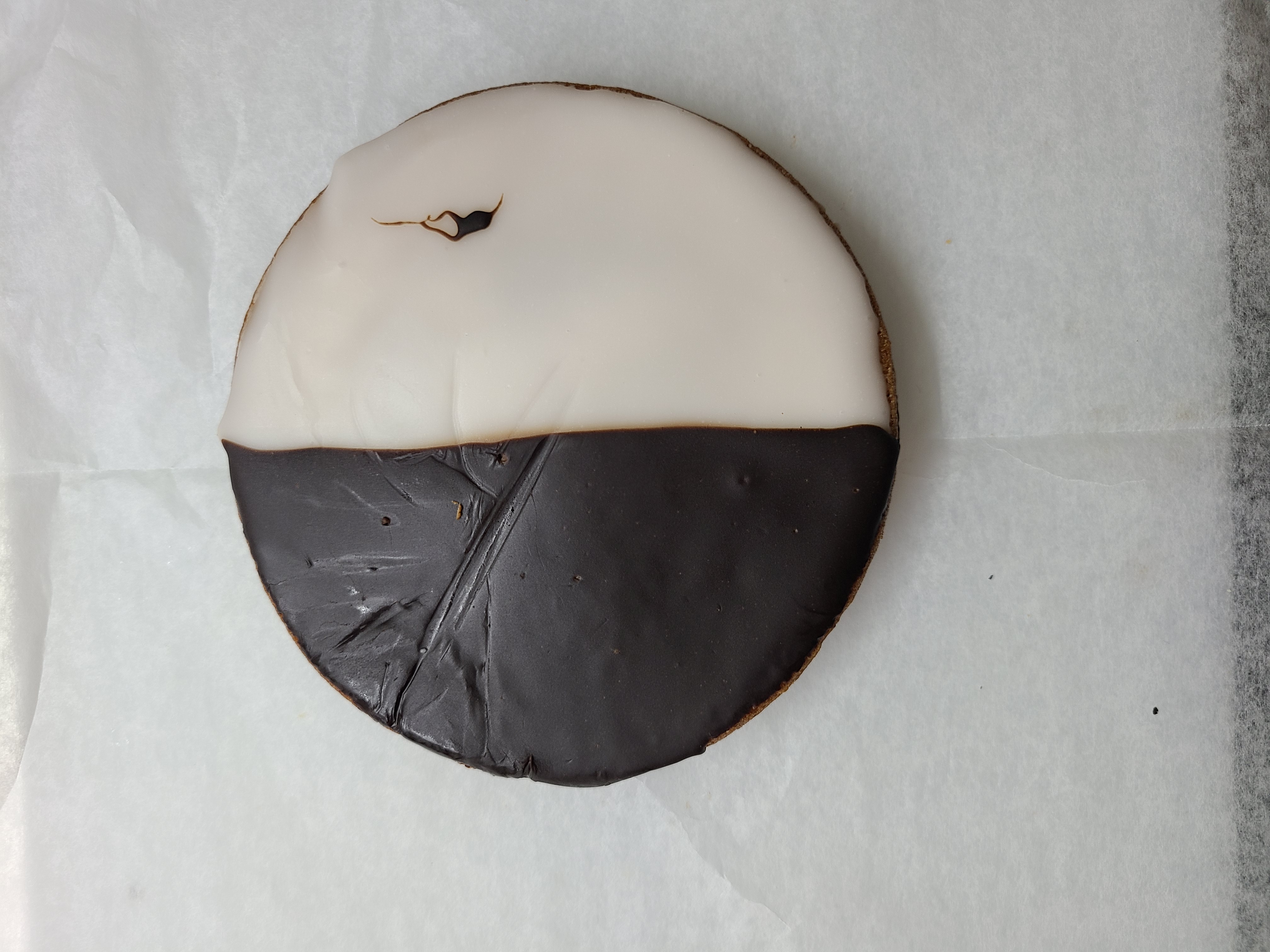 Order Black and White Cookie food online from Forest Hills Bagels store, Forest Hills on bringmethat.com