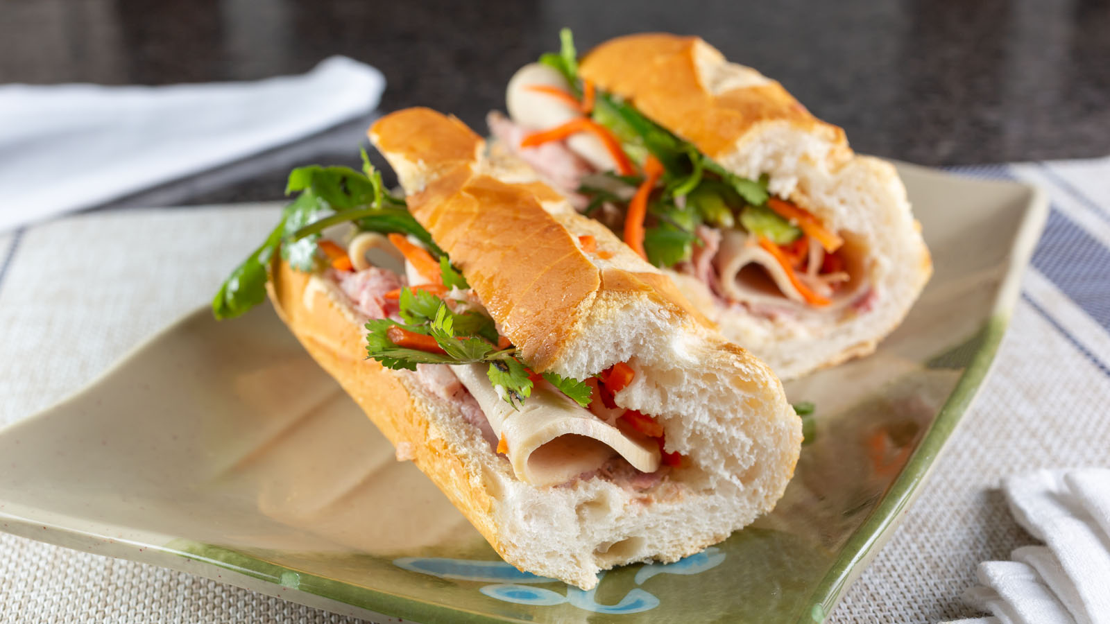 Order Ham and Meatloaf food online from Banh Mi & Che Cali store, San Gabriel on bringmethat.com