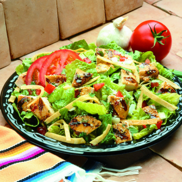 Order Fiesta Ensalada  with chicken breast food online from Charo Chicken store, Costa Mesa on bringmethat.com