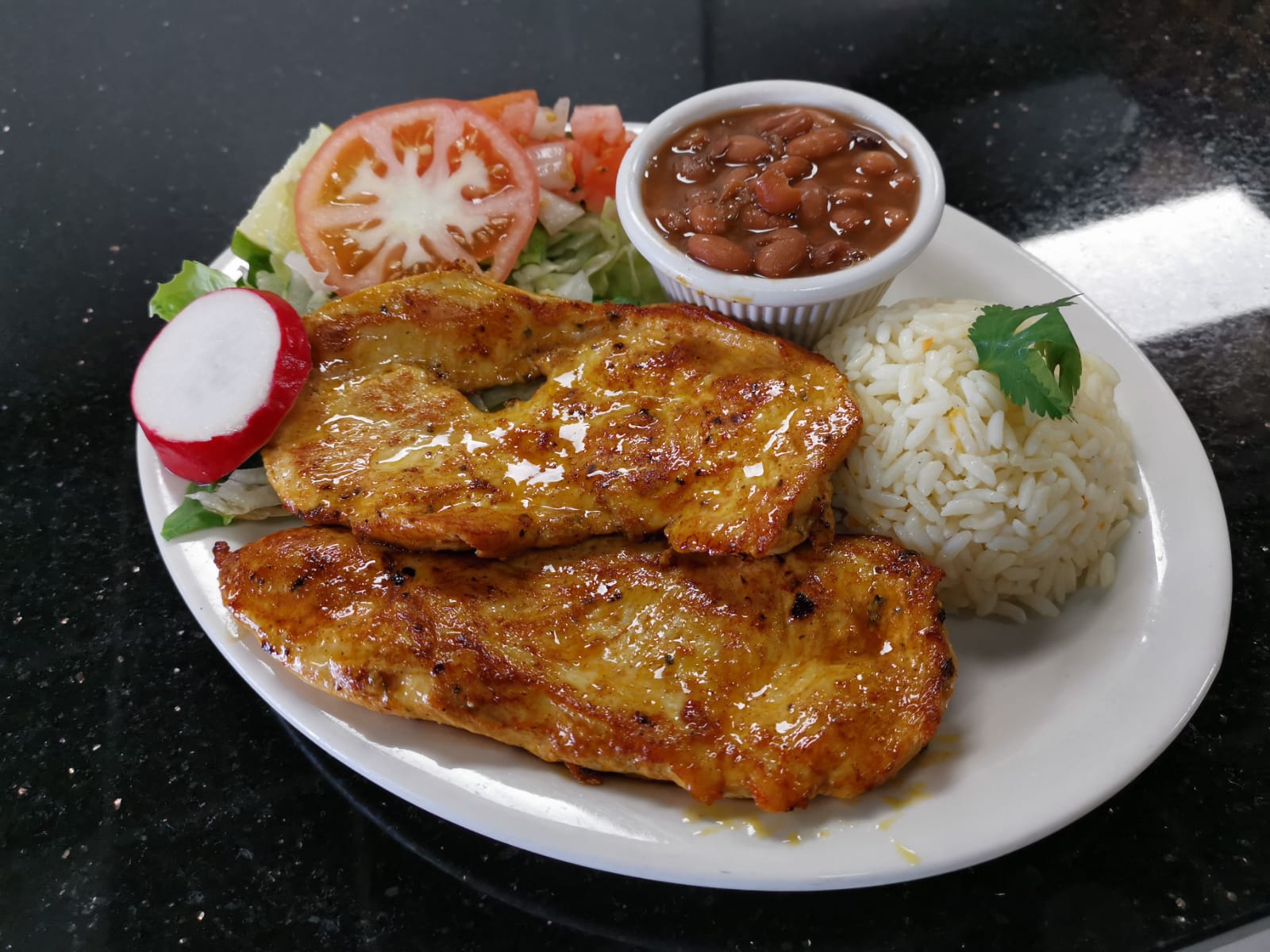 Order Grilled Chicken food online from El Mexireno store, Oxon Hill on bringmethat.com