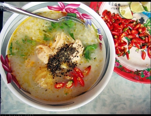 Order 25. Chicken Rice Soup food online from China Bowl store, Elk Grove Village on bringmethat.com