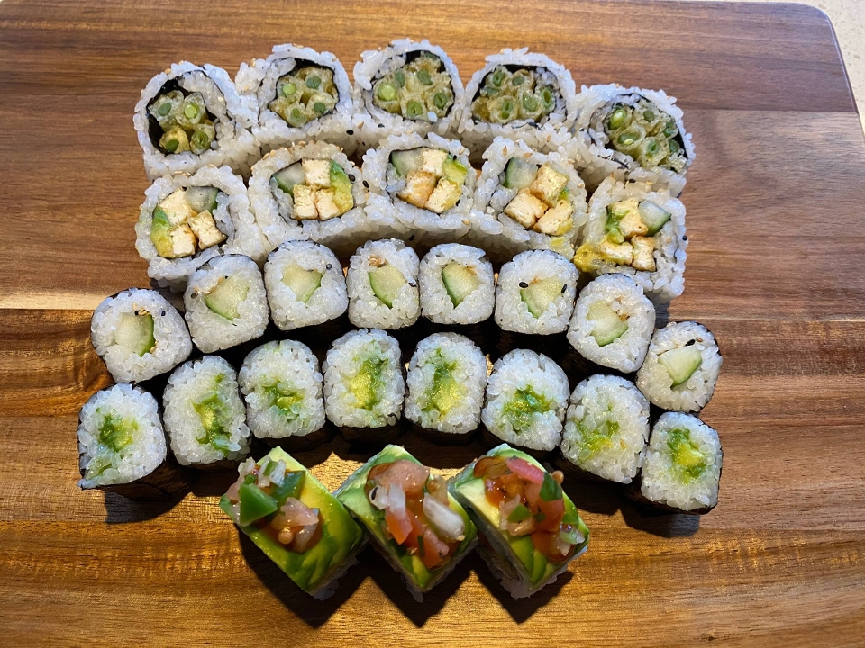 Order Vegetarian Sushi Platter food online from Bittyfish Sushi store, Lynnwood on bringmethat.com