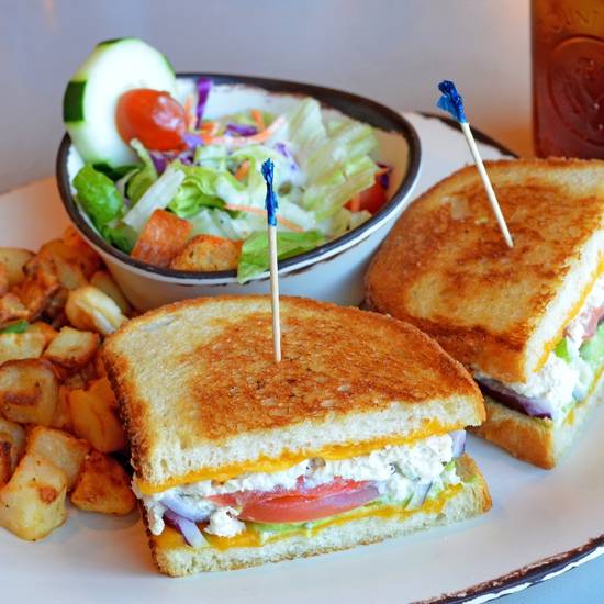 Order Cali Tuna Melt food online from Egg Harbor Cafe store, Naperville on bringmethat.com
