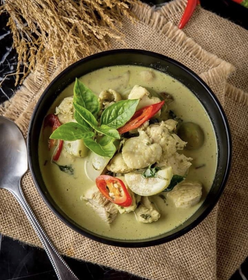 Order Green Curry food online from Thai Pepper store, Las Vegas on bringmethat.com