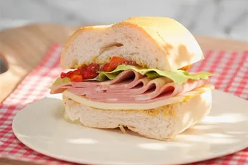 Order Refuerzo Sandwich Lunch food online from Farina Caffe store, Nyack on bringmethat.com