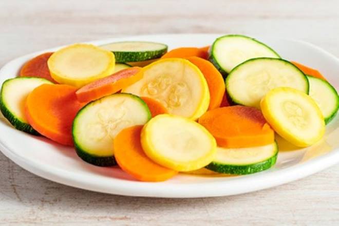 Order Fresh Steamed Mixed Veggies food online from Outback Steakhouse store, St. Peters on bringmethat.com
