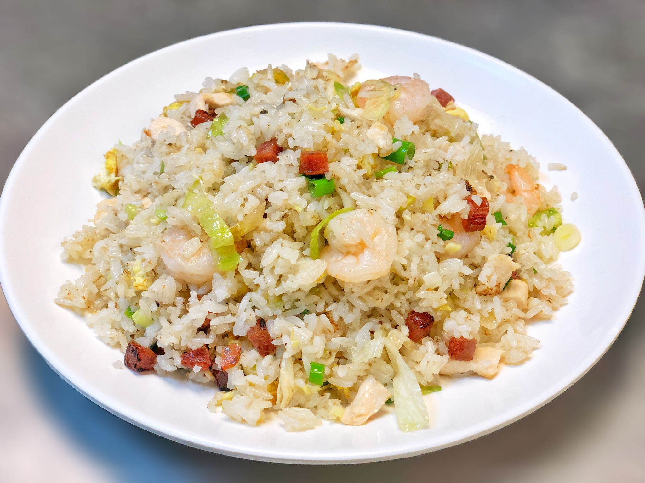 Order F5. Yang Chow Fried Rice food online from House of Pho store, Hoffman Estates on bringmethat.com