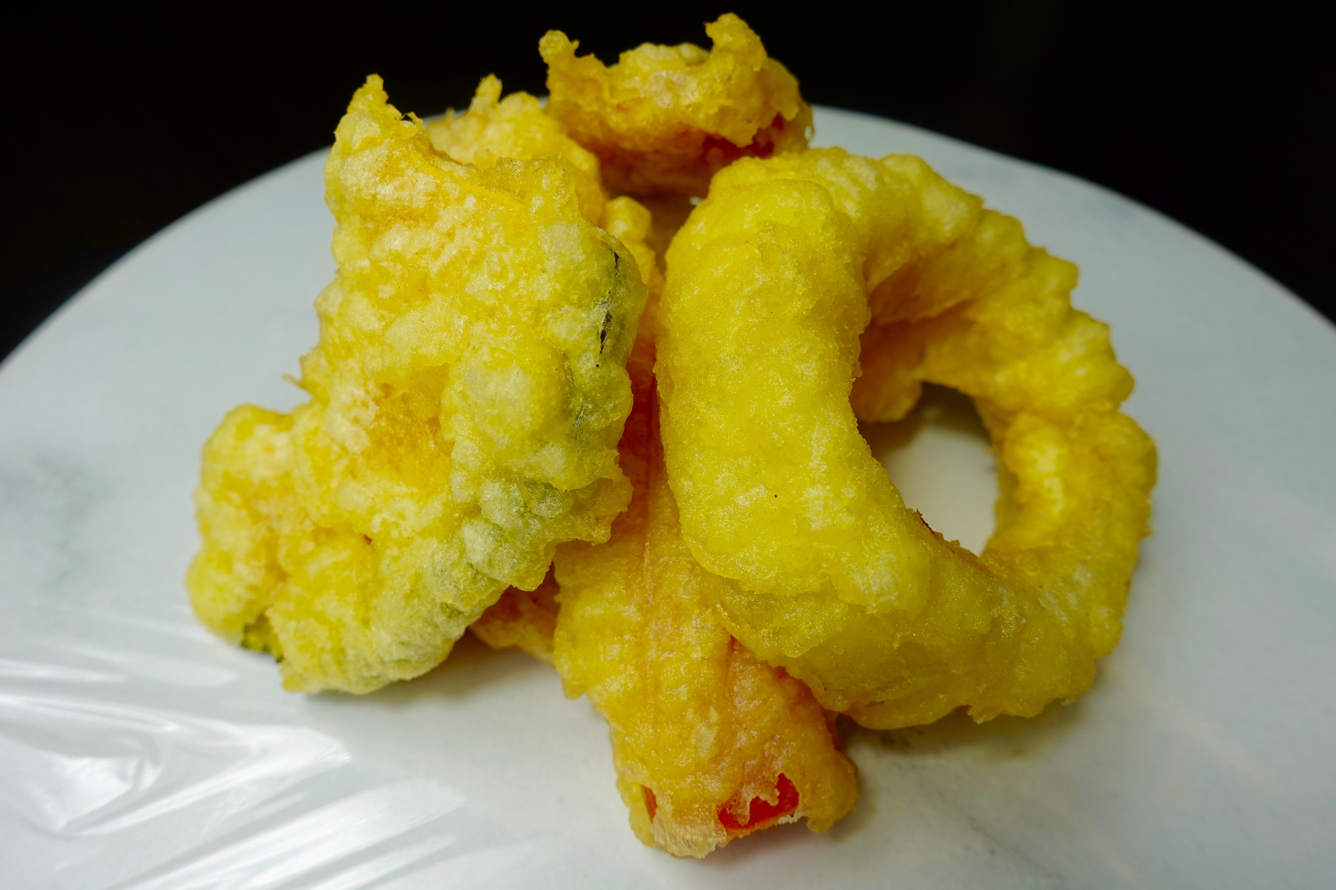 Order 6 Pieces Vegetable Tempura food online from Sushi Q store, Los Angeles on bringmethat.com