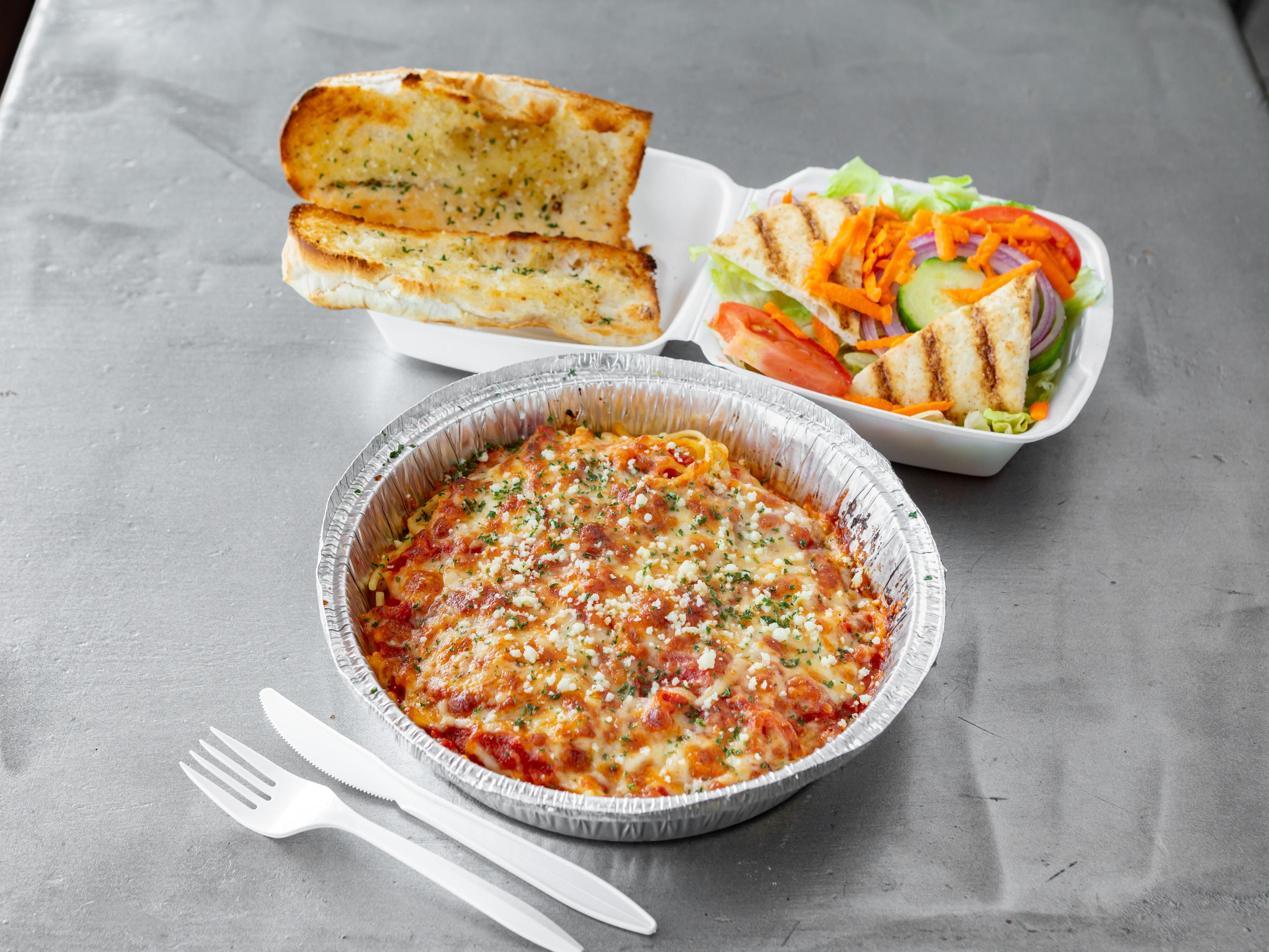 Order Pasta with Sauce food online from Family Style Pizza store, Framingham on bringmethat.com