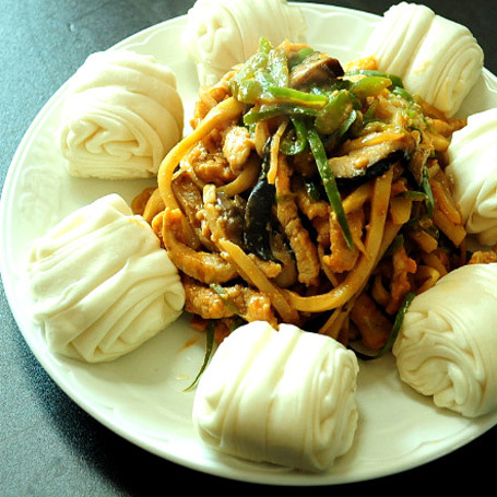 Order Kochu Chapchae with Steamed Buns food online from Tian Chinese & Korean Cuisine store, Ellicott City on bringmethat.com