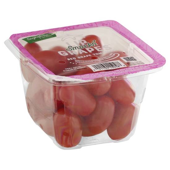 Order Signature Farms · Lip Smackin' Red Grape Tomatoes (16 oz) food online from Tom Thumb Express store, Arlington on bringmethat.com