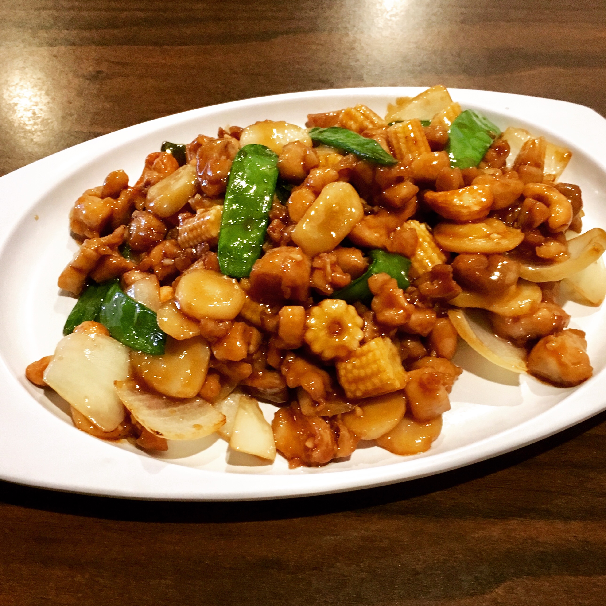 Order 89. Cashew Nut Chicken food online from China Kitchen store, Ventura on bringmethat.com