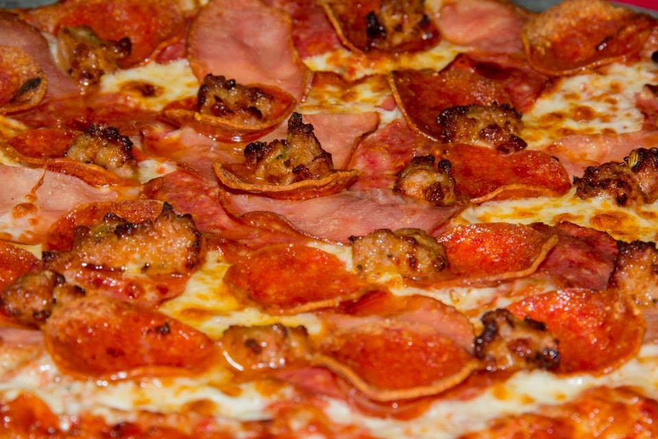 Order Mega Deal food online from Papa Ray Pizza store, Daly City on bringmethat.com