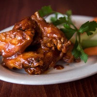 Order Chicken Wings food online from Brooklyn Pub store, Brooklyn on bringmethat.com