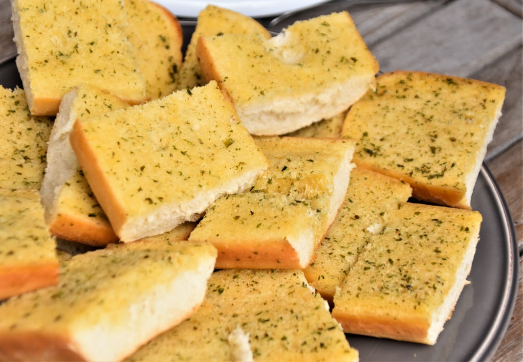 Order Garlic Bread food online from Best Pizza store, Middleborough on bringmethat.com