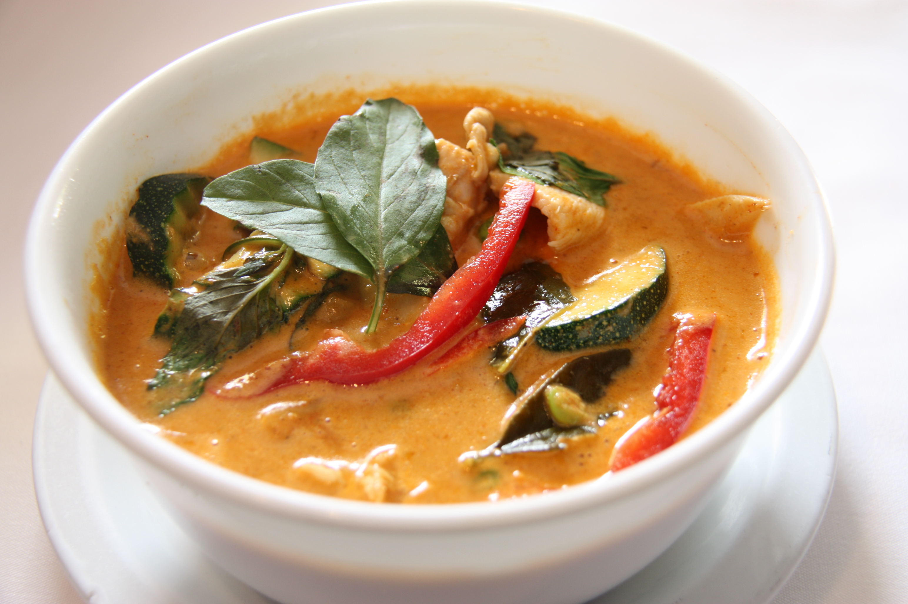 Order Red Curry food online from Ploy Ii-Thai Cuisine store, San Francisco on bringmethat.com