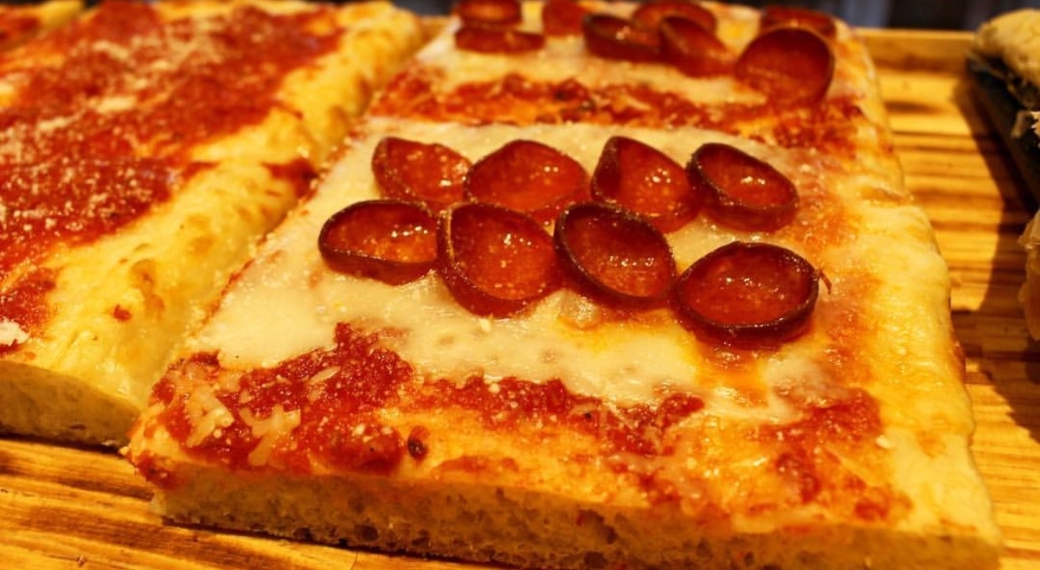 Order Rize Pepperoni food online from Rize Pizza store, West Chester on bringmethat.com