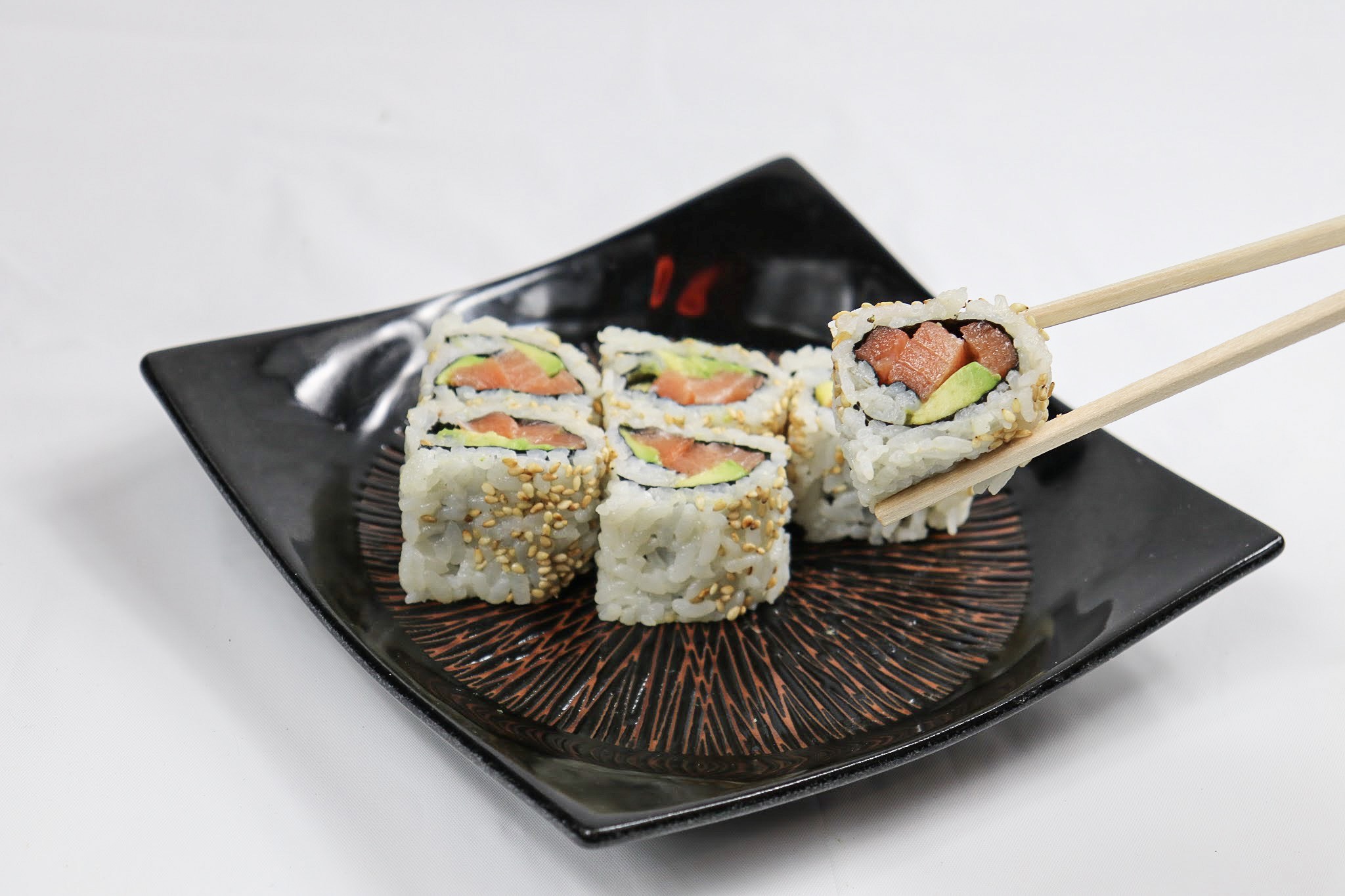 Order Salmon Avocado Roll food online from Lucky cat store, New York on bringmethat.com
