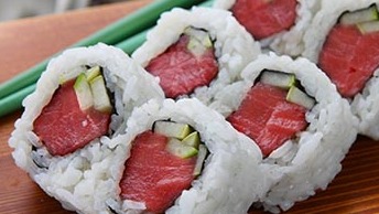 Order R10. Tuna Cucumber Roll food online from Asian Buffet Hibachi Grill store, Battle Creek on bringmethat.com