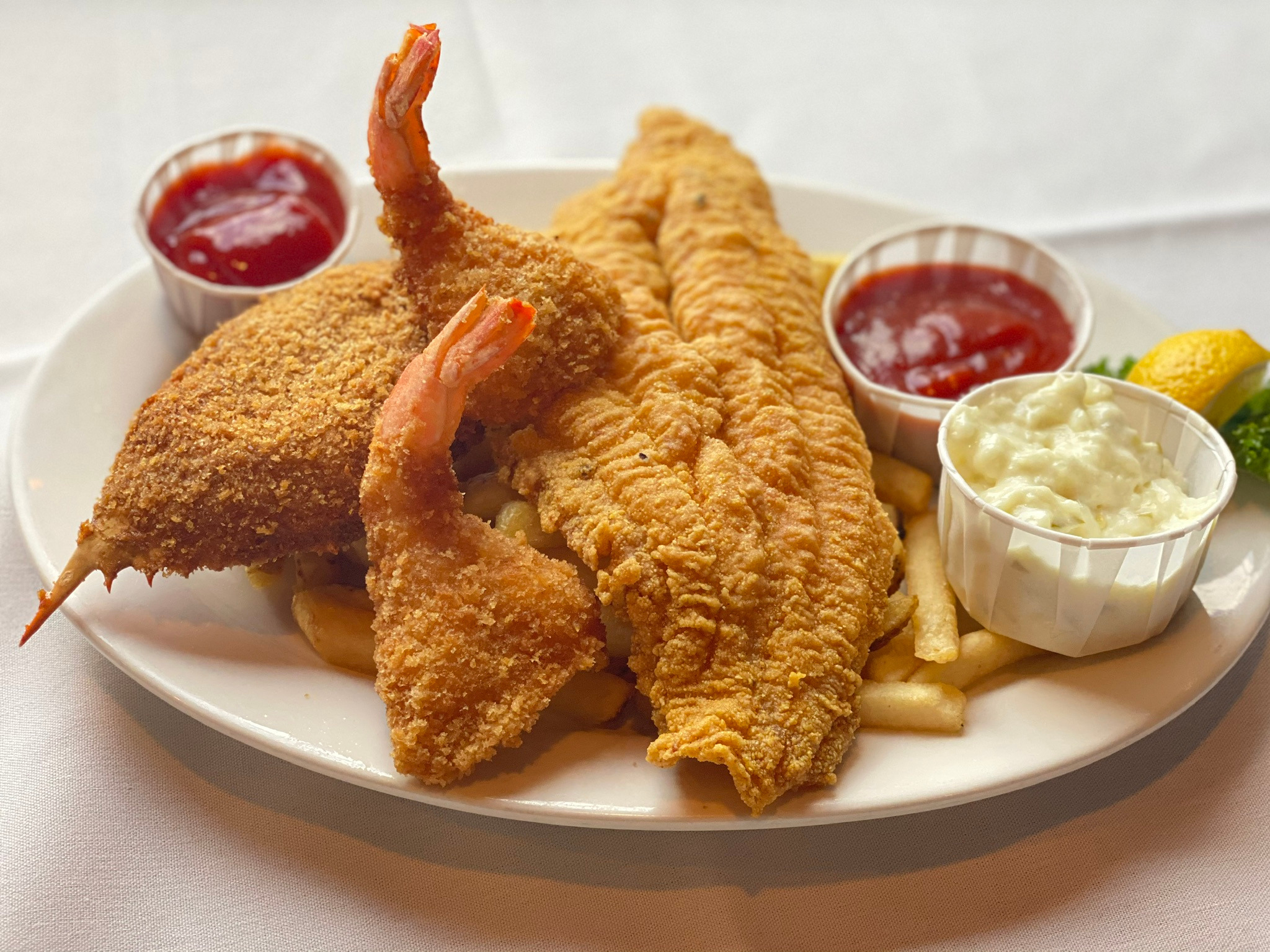 Order Seafood Platter food online from Christie's Seafood & Steaks store, Houston on bringmethat.com