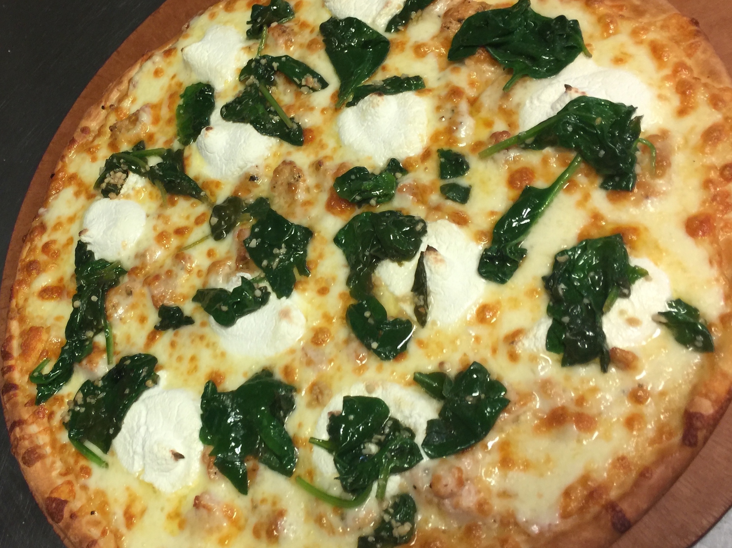 Order White Grilled Chicken and Spinach Pizza food online from Fiesta Pizza II Inc store, Philadelphia on bringmethat.com