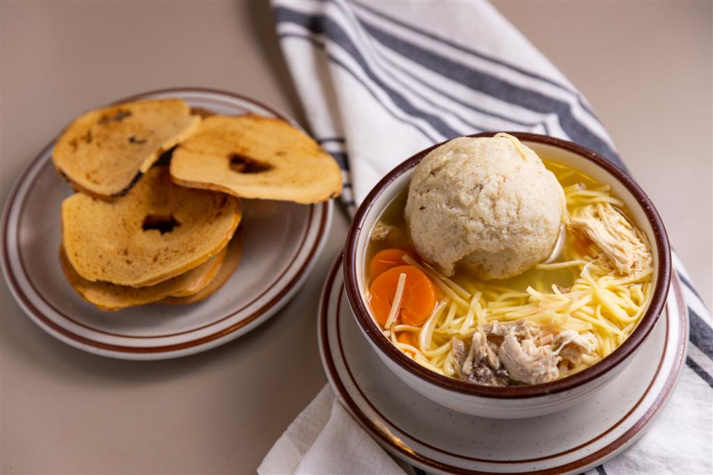 Order Chicken Noodle Soup with Matzo Ball food online from Art's Delicatessen store, Studio City on bringmethat.com