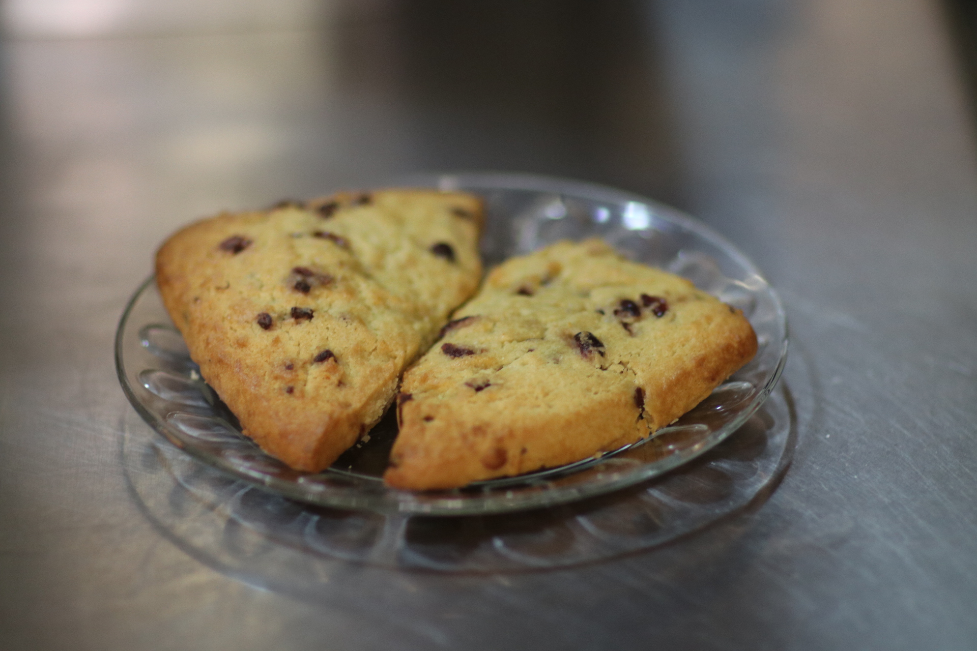 Order Cranberry Scone food online from Tillie's Fine Food & Coffee Company store, Lodi on bringmethat.com