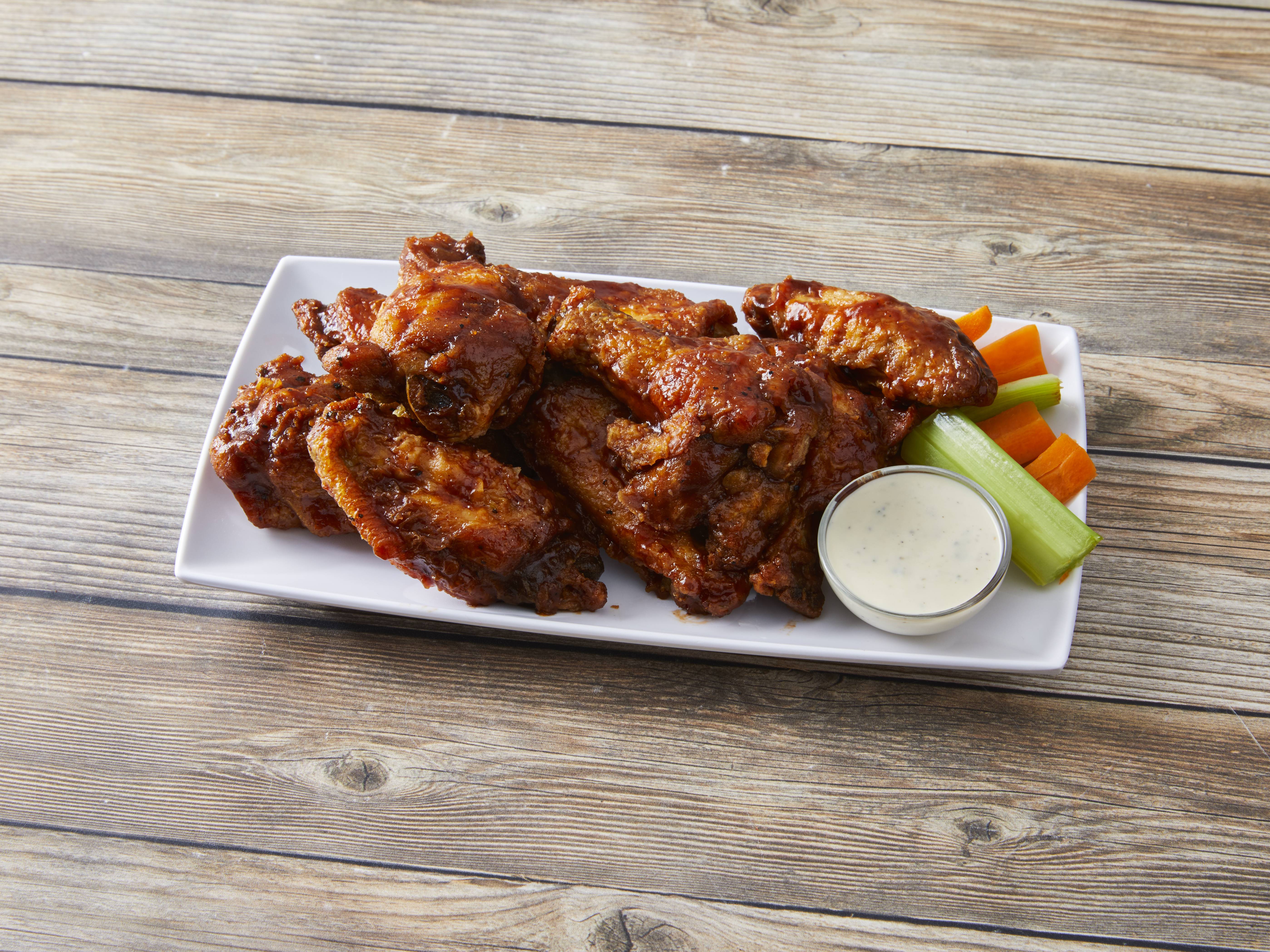 Order Jumbo Chicken Wings food online from Rocco Ranalli's store, Chicago on bringmethat.com
