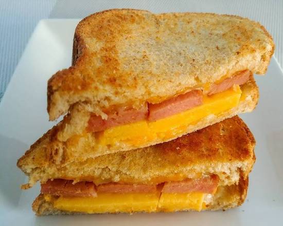 Order Pastrami Grilled Cheese food online from Soup Kettle Grille store, Meridian on bringmethat.com