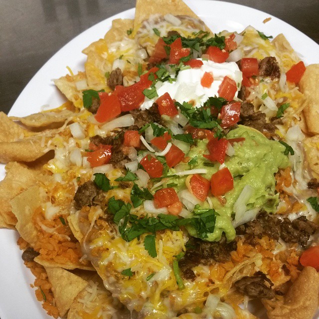 Order Mami's Nachos food online from Mamis Mexican Grill store, Eugene on bringmethat.com